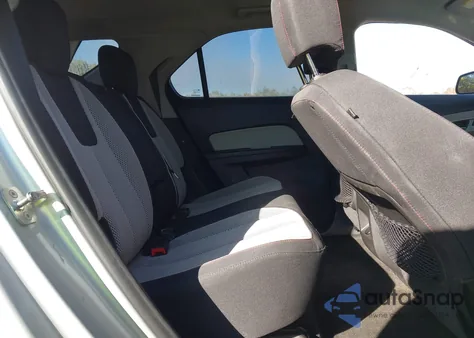 2017 Chevrolet Equinox Ls z USA, uszkodzony, nr VIN 2GNALBEK7H1610356